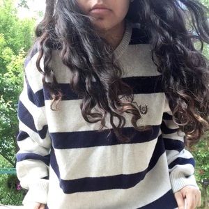 🌚CHAPS SWEATER🌚